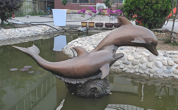 匠心鑄銅,靈動自然——定制銅動物雕塑服務